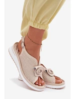 Kožené dámské sandály s ozdobným detailem Béžové model 22094980 - EVENTO Kožené dámské sandály s ozdobným detailem Béžové model 22094980 - EVENTO