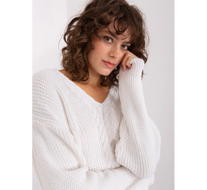 BA SW 8028 jumper.32 ecru BA SW 8028 jumper.32 ecru