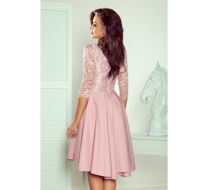 Šaty s krajkovým výstřihem Numoco NICOLLE - růžové