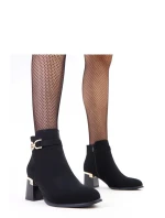 Boty na podpatku model 218813 Solea Boty na podpatku model 218813 Solea