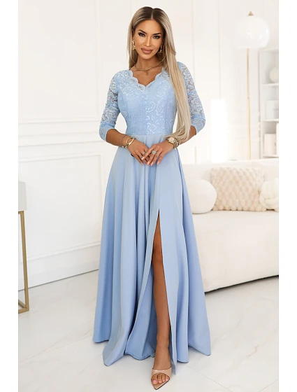 model 22040386 AMBER elegantní dlouhé krajkové šaty s výstřihem modré - numoco