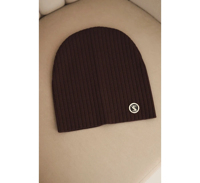 Dámská čepice s proužky a ozdobným knoflíkem s přídavkem vlny a modalu hnědá Dámská čepice s proužky a ozdobným knoflíkem s přídavkem vlny a modalu hnědá