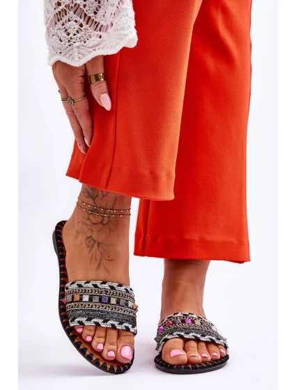 Dámské zdobené pantofle Černá model 21616573 - Boto