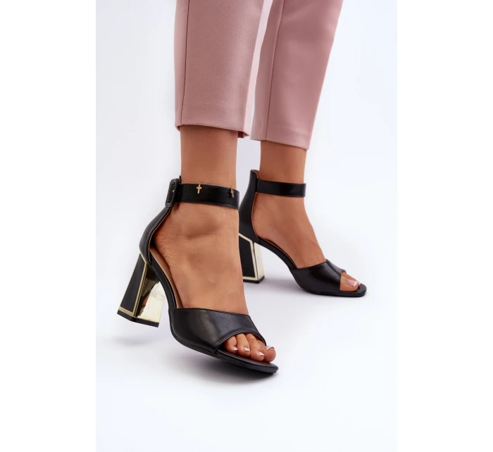Elegantní černé dámské sandály na podpatku Rosazara