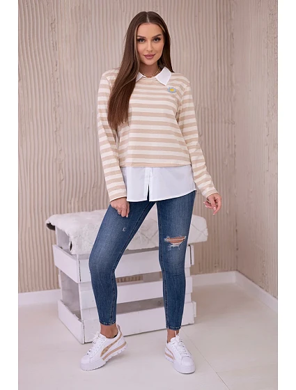 Pruhovaná bavlněná halenka s límečkem světle model 19449381 béžová - K-Fashion Pruhovaná bavlněná halenka s límečkem světle model 19449381 béžová - K-Fashion