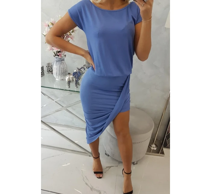 Asymetrické džínové šaty