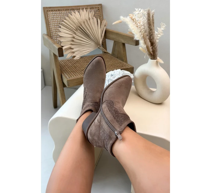 Dámské otevřené kotníkové boty na podpatku S.Barski HY61-8013 Hnědé Dámské otevřené kotníkové boty na podpatku S.Barski HY61-8013 Hnědé