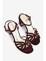 Sametové dámské sandály na podpatku model 22140670 čokoládové - D&A