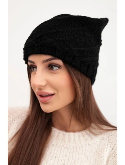 Dámská zimní čepice s ozdobným pletením a střihem černá model 21878055 - K-Fashion