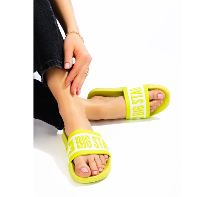 Stylové dámské model 18476498 nazouváky bez podpatku