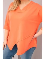 Dámská bavlněná blůza Plus Size s hlubokým V výstřihem a asymetrickým spodním lemem meruňková