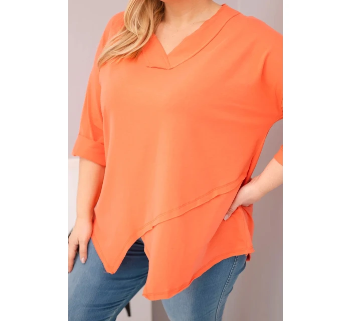 Dámská bavlněná blůza Plus Size s hlubokým V výstřihem a asymetrickým spodním lemem meruňková