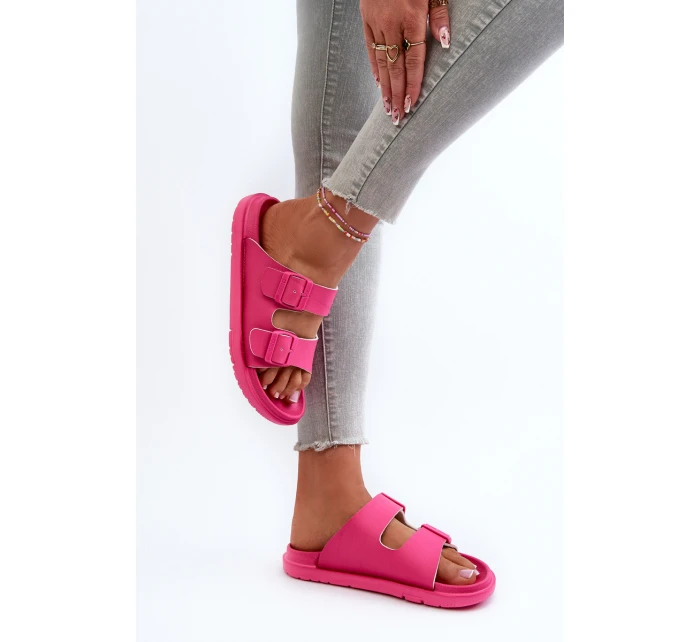 Lehké pěnové dámské žabky s přezkami Big Star NN274A754 Fuksie Lehké pěnové dámské žabky s přezkami Big Star NN274A754 Fuksie