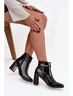 Lakované kozačky Dorelia D8257 černé - Sweet Shoes Lakované kozačky Dorelia D8257 černé - Sweet Shoes