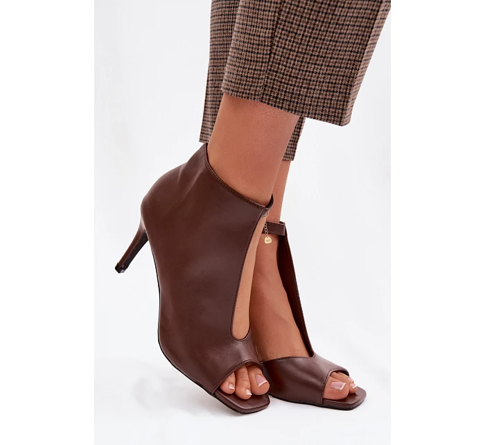 Sandály na podpatku  model 225401 Step in style