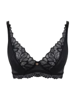 black model 18758274 - Wonderbra