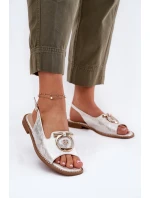 Elegantní sandály s ozdobou na plochém podpatku model 21698192 stříbrné - S.Barski Elegantní sandály s ozdobou na plochém podpatku model 21698192 stříbrné - S.Barski