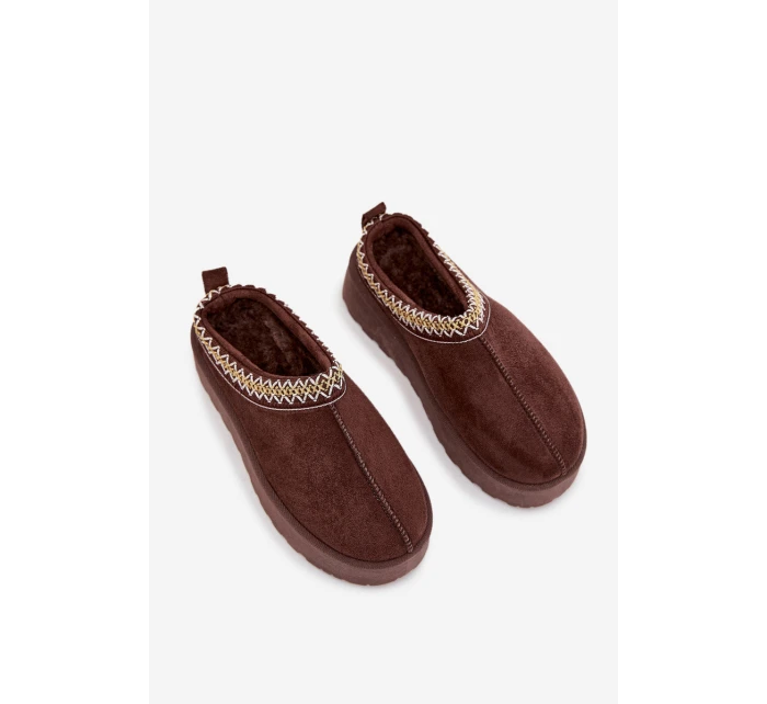 Dětské sněhule s výšivkou na platformě čokoládové model 21718400 - Boto Dětské sněhule s výšivkou na platformě čokoládové model 21718400 - Boto