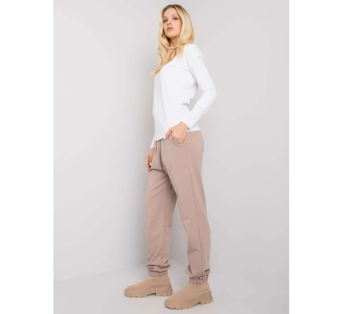 Souprava RV KMPL 7338.07X bílá béžová Souprava RV KMPL 7338.07X bílá béžová