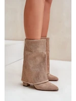 Ozdobené Lesklé Botky S Svrškem Na Podpatku Zateplené Béžové model 21679224 - Boto