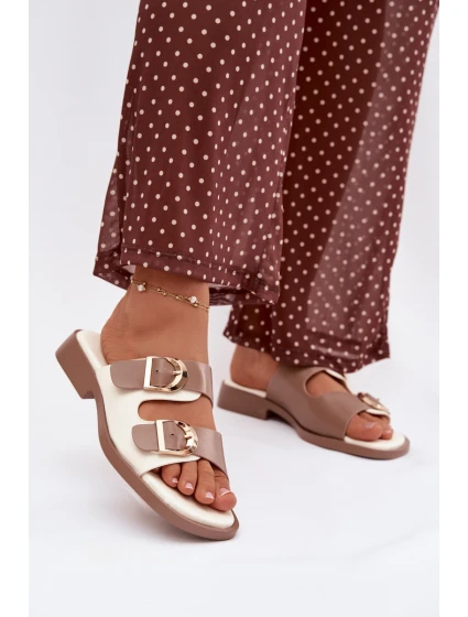 Dámské pantofle s zlatými sponami béžové model 21919181 - EVENTO Dámské pantofle s zlatými sponami béžové model 21919181 - EVENTO