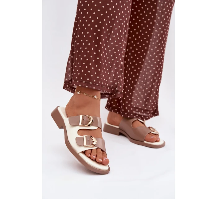 Dámské pantofle s zlatými sponami béžové model 21919181 - EVENTO Dámské pantofle s zlatými sponami béžové model 21919181 - EVENTO