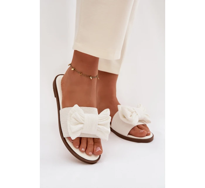 Dámské pantofle na ploché podrážce s mašlí bílé Amivelle