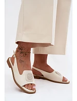 Dámské sandály na nízkém podpatku s ozdobou S.Barski KV61-6016 Krémové