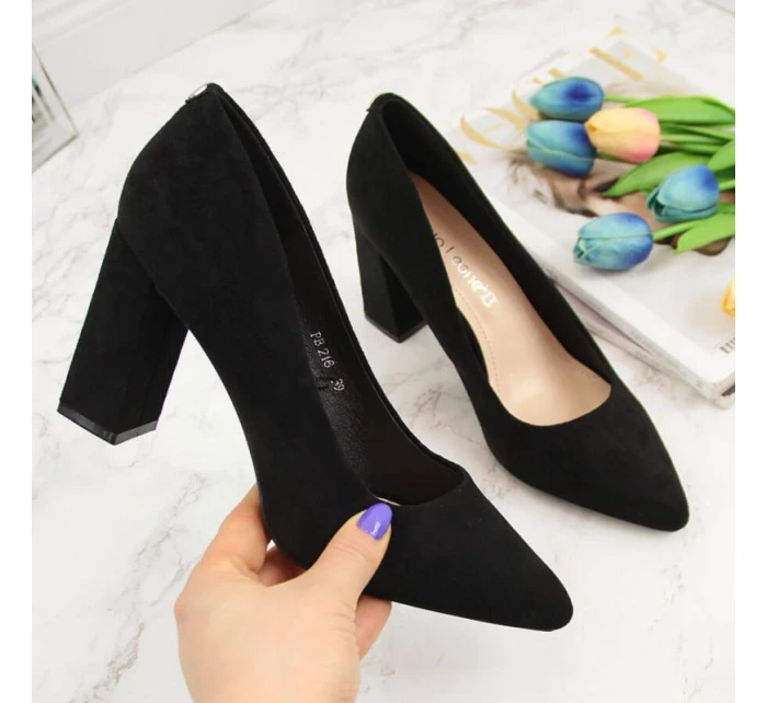 Dámské černé semišové lodičky na jehlovém podpatku W  model 21777510 - SERGIO LEONE