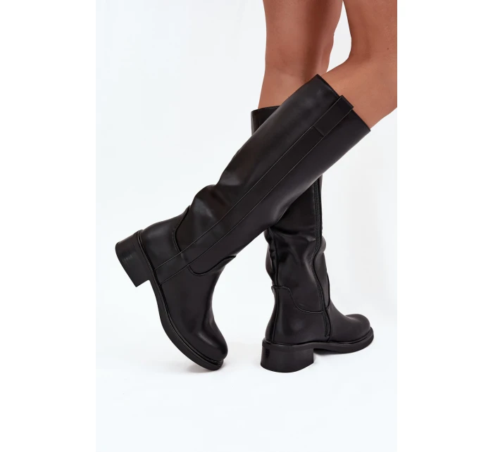 Dámské oficírky na nízkém podpatku Averna – černé Dámské oficírky na nízkém podpatku Averna – černé