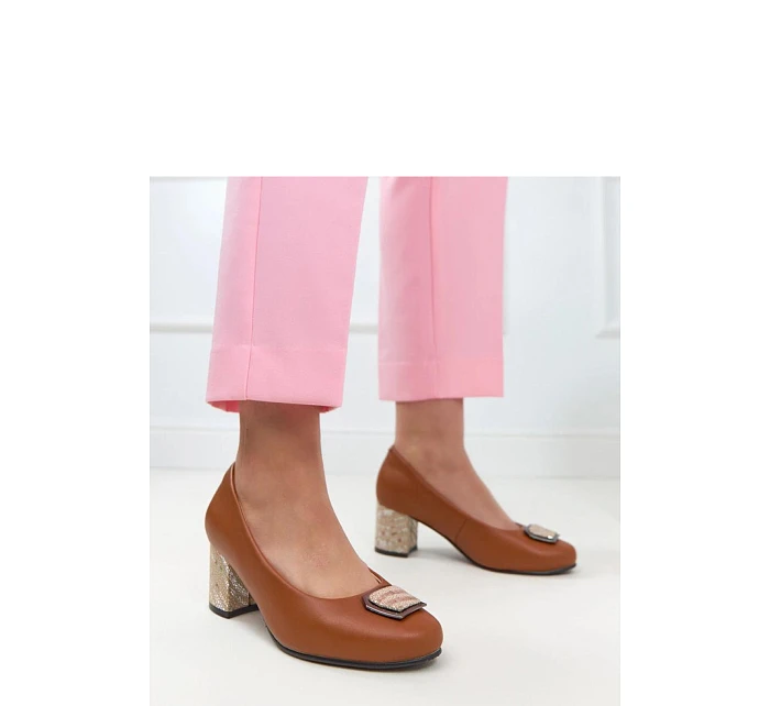 Lodičky na sloupku model 226026 Solea