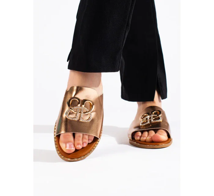 Moderní zlaté dámské nazouváky bez podpatku Moderní zlaté dámské nazouváky bez podpatku