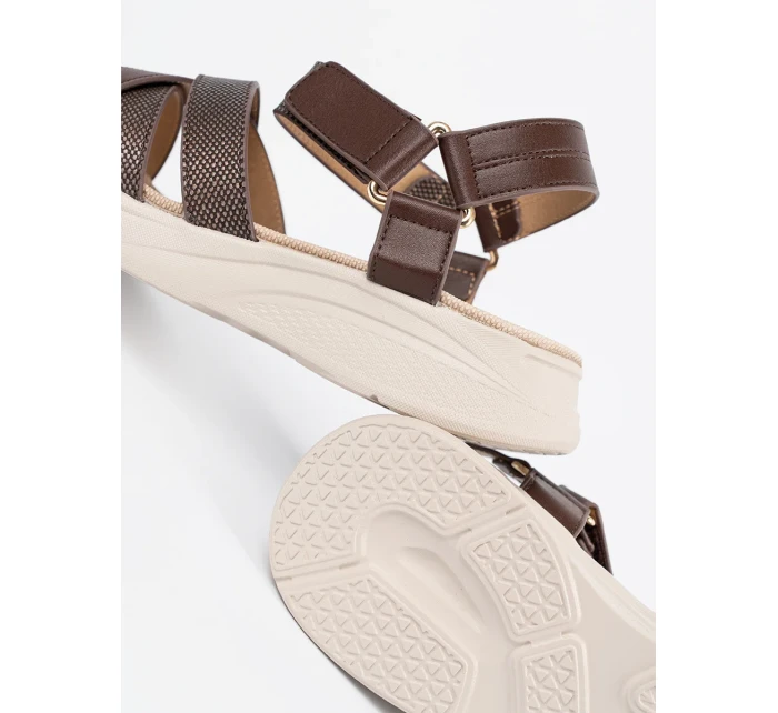 Výborné  sandály hnědé dámské platforma