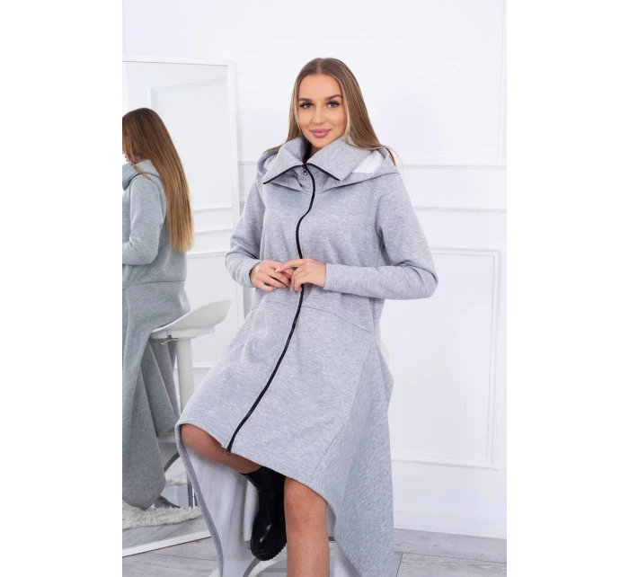 Zateplené šaty s delšími boky šedé Zateplené šaty s delšími boky šedé