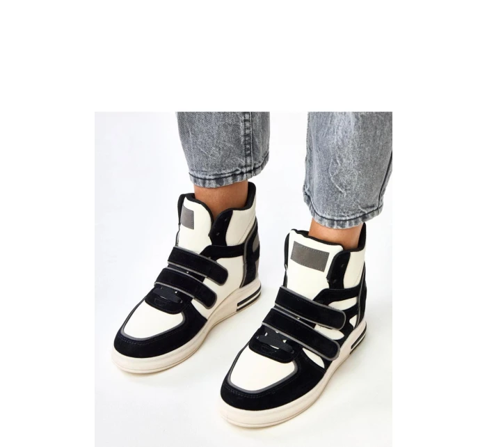 Sportovní obuv  model 217956 Solea