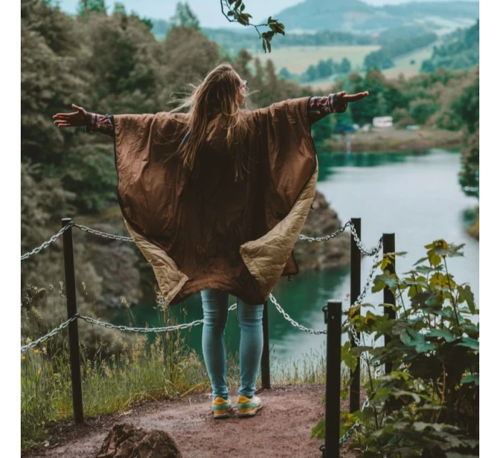 pončo model 21132503 - Offlander