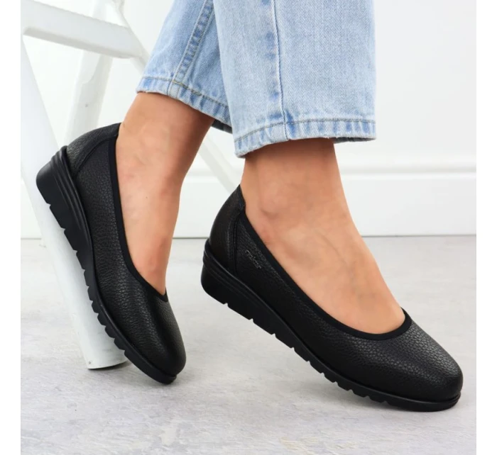 Dámské kožené nazouvací boty černé model 21905488 - Rieker