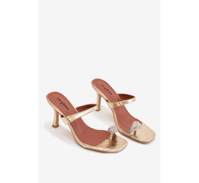 Dámské lodičky na podpatku s ozdobným detailem Zlaté model 21943402 - Boto Dámské lodičky na podpatku s ozdobným detailem Zlaté model 21943402 - Boto