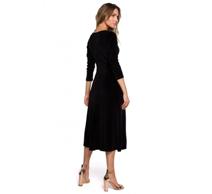 Dámské sametové midi šaty s rukávy černé  model 18394435 - Moe