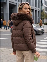 Dámská zimní prošívaná bunda s kožešinou, hnědá, FashionStreet TY5829 Dámská zimní prošívaná bunda s kožešinou, hnědá, FashionStreet TY5829