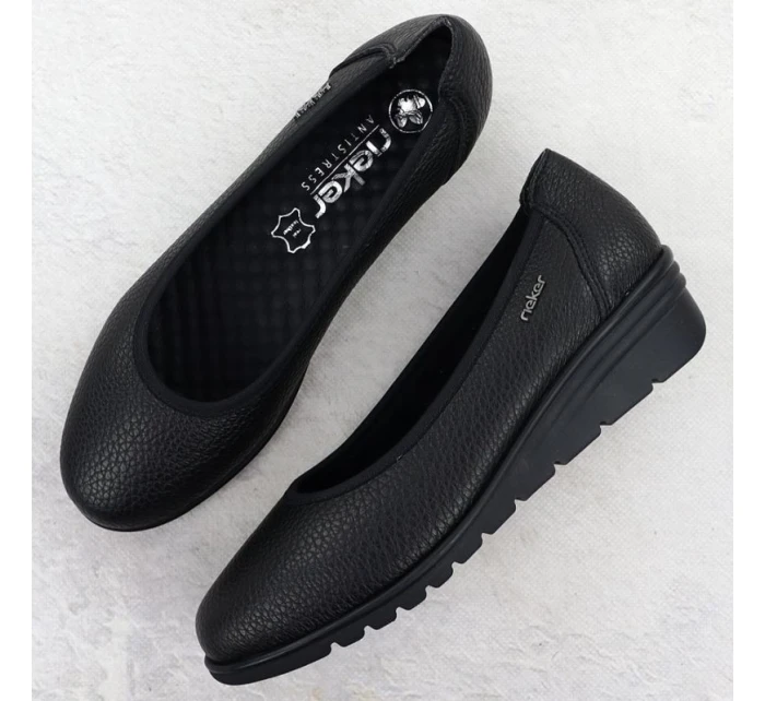 Dámské kožené nazouvací boty černé model 21905488 - Rieker