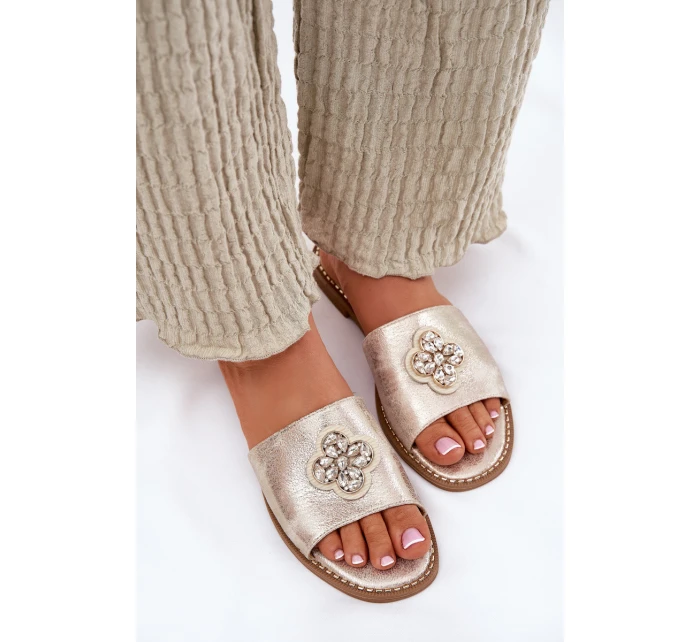 Dámské Pantofle Na Plochém Podpatku S Ozdobným Detalem S.Barski KV51-087 Zlaté