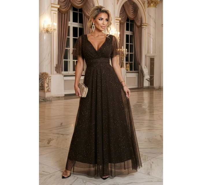 dlouhé lesklé šaty s výstřihem a krátkými rukávy čokoládové model 21781178 - numoco basic