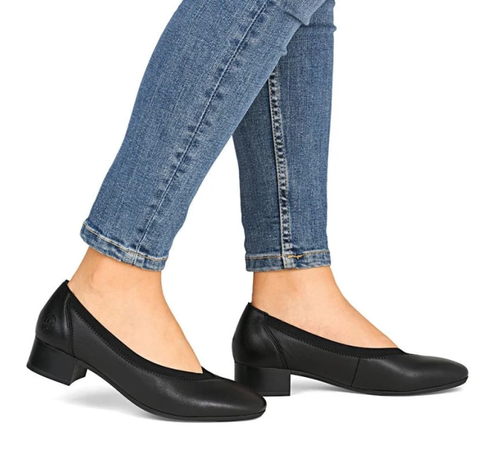 Dámské kožené lodičky na nízkém podpatku černé Rieker 43452-00