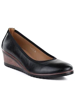 Černé dámské polobotky s podpatkem model 22097252 - VINCEZA