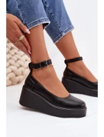Dámské polobotky na platformě s páskem Černé Belvissa Dámské polobotky na platformě s páskem Černé Belvissa