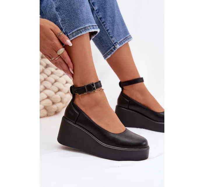 Dámské polobotky na platformě s páskem Černé Belvissa Dámské polobotky na platformě s páskem Černé Belvissa