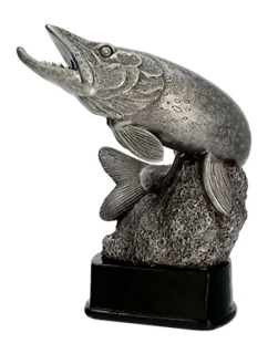 Odlévaná figurka - štika