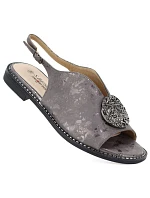 Dámské ploché sandály s cínovou ozdobou S.Barski 61-6035