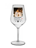 Nerozbitná sklenice s vlastním odkazem na oblíbenou písničku